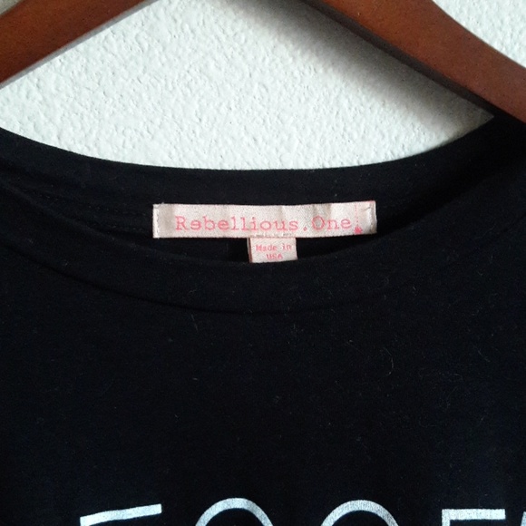 Top - Picture 2 of 3